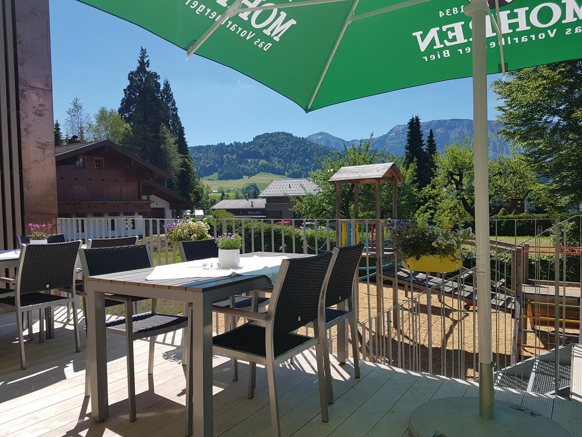 Familienhotel Adler Lingenau Exterior foto